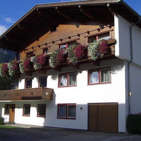 Gaestehaus Geisler Hotel Hippach Exterior photo